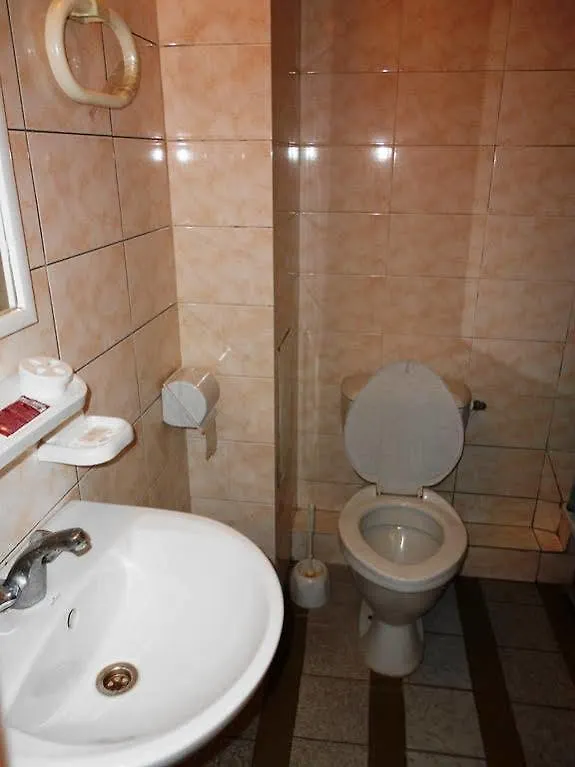 Saturn Hotel Киев
